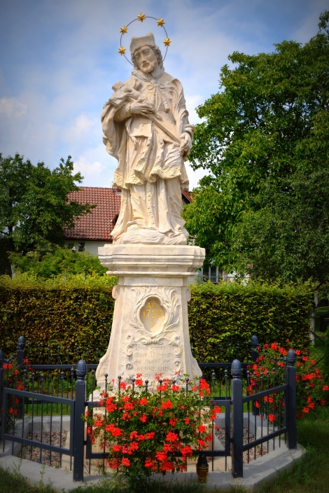 Pomnik św. Jana Nepomucena